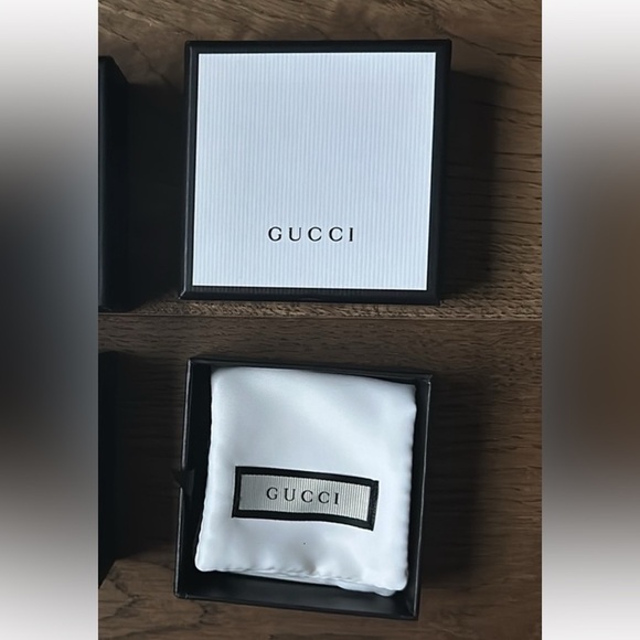Gucci Black and White Jewelry Box and Pouch - Picture 2 of 3